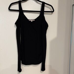 Express Women's Black Off-Shoulder Ribbed Top